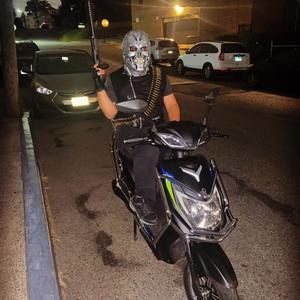 Meet your Posher, Lino